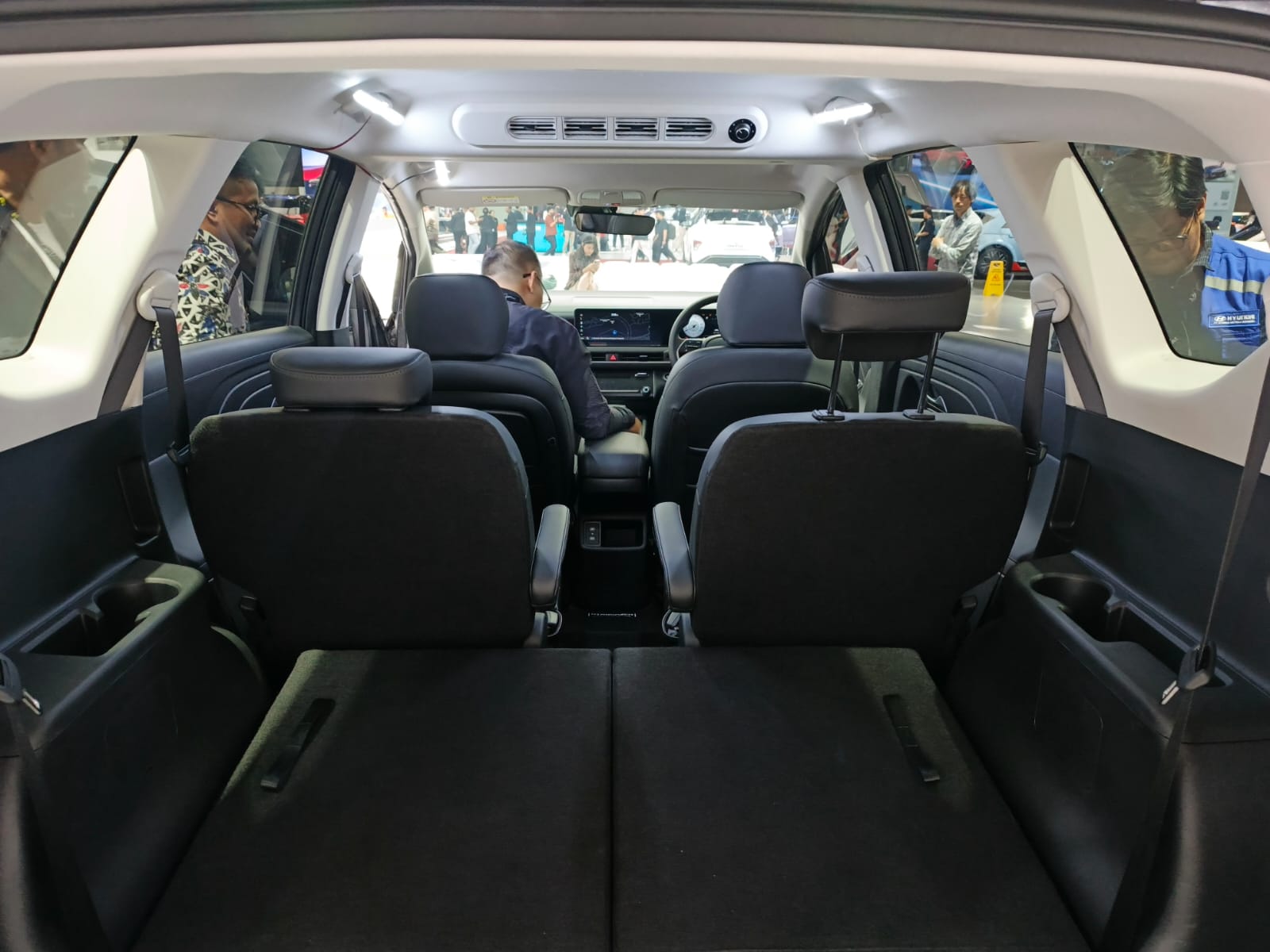 hyundai stargazer cartenz 5