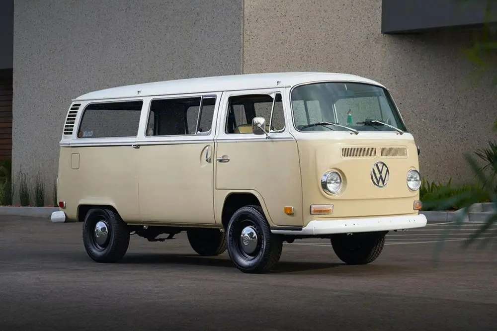 Mobil Campervan Volkswagen Combi - Moladin