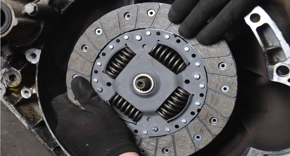 kampas kopling mobil - Moladin