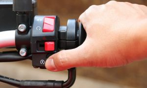 13 Alasan Kenapa Motor Tidak Bisa Distarter dan Solusinya