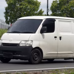 8 Rekomendasi Mobil Blind Van Terbaik 2025 untuk Usaha - Tuwaga