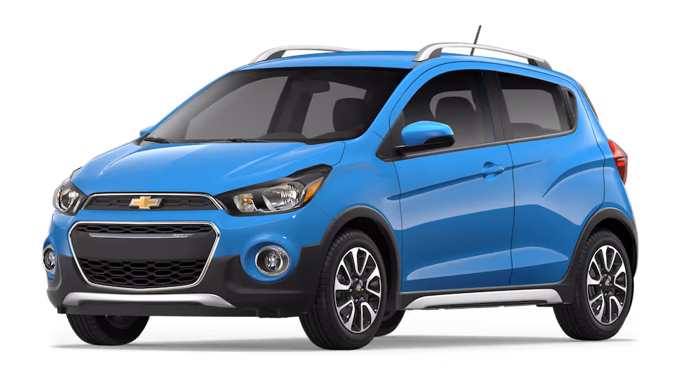 mobil kecil murah chevrolet spark - Moladin