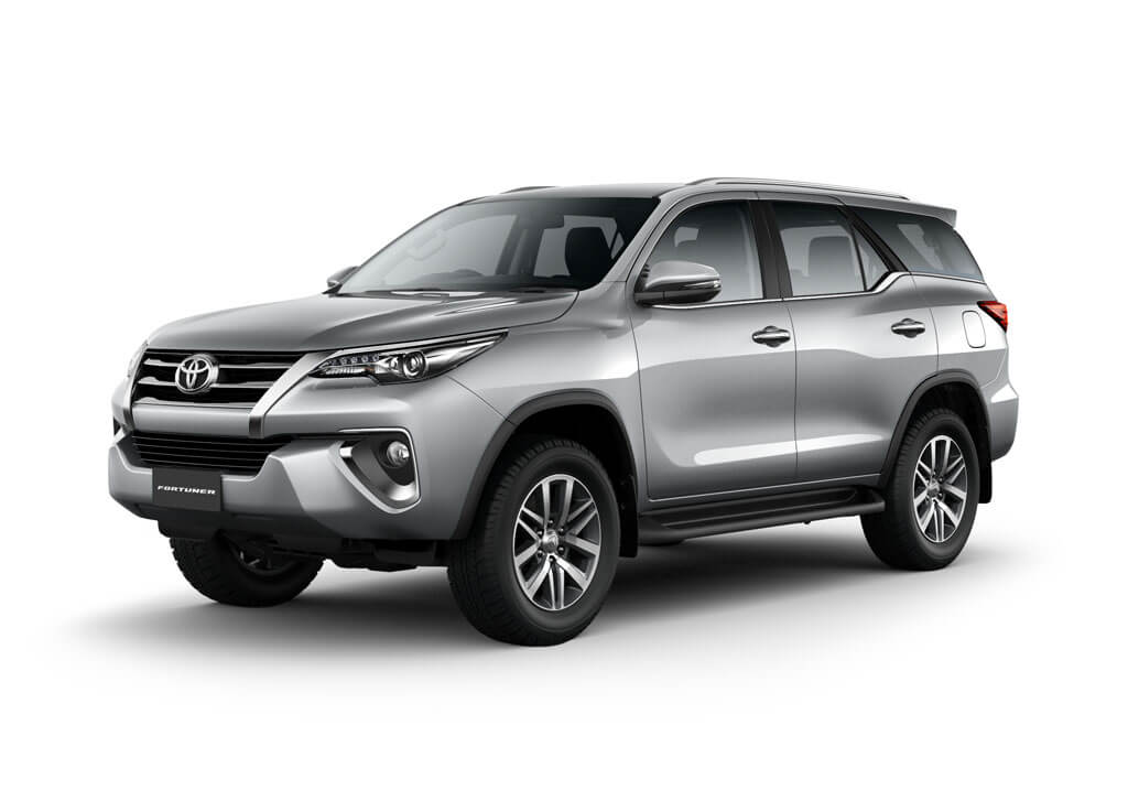 mobil solar Toyota Fortuner diesel - Moladin