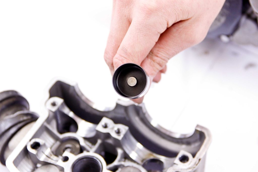 Daftar Ukuran Celah Klep Motor Yamaha R15 - Moladin