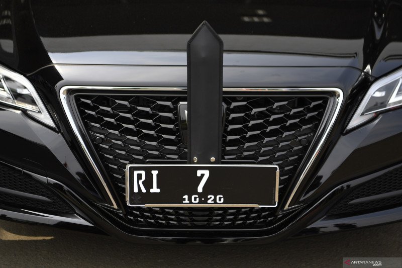 Ini Daftar Plat Nomor RI 1 Hingga RI 100 Terlengkap! Fungsi plat nomor RI - Moladin