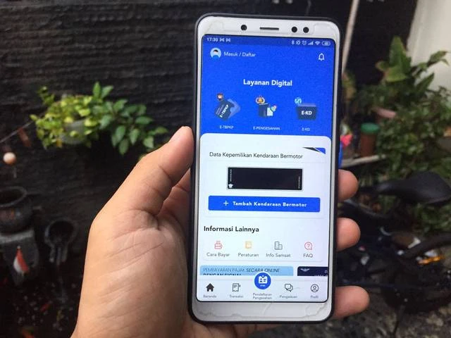 cara cek pajak mobil ayla - Moladin