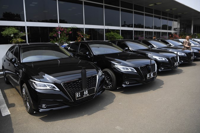 Ini Daftar Plat Nomor RI 1 Hingga RI 100 Terlengkap! daftar plat nomor RI 1 - RI 100 - Moladin