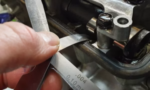 11 Cara Menyetel Klep Motor Sendiri agar Tetap Prima