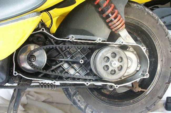 fungsi roller motor matic - Moladin