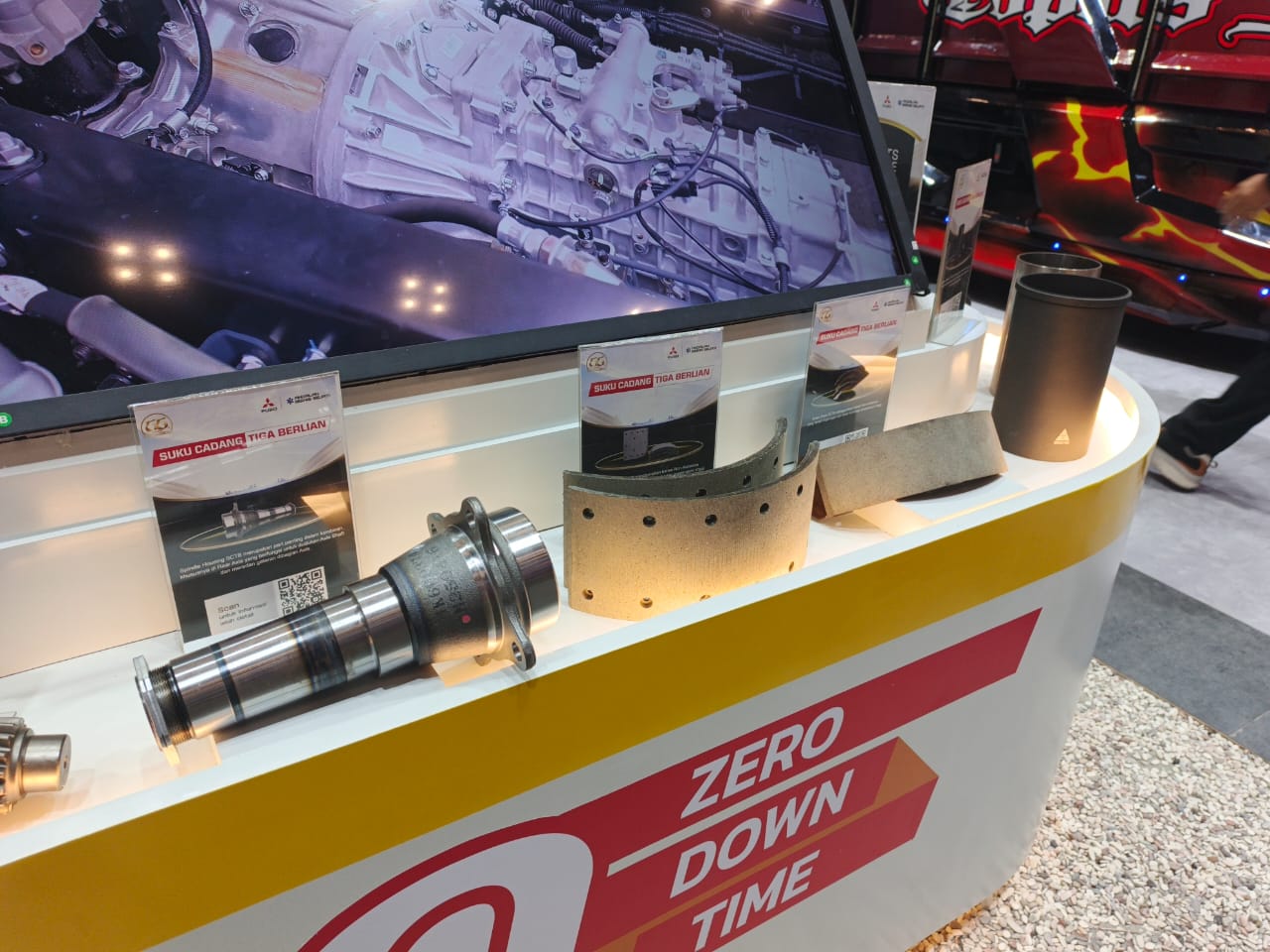 Mitsubishi Fuso Hadirkan Suku Cadang Tiga Berlian, Kualitas Terjamin! fuso suku cadang 6