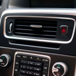 8 Hiasan Dashboard Mobil yang Wajib Kamu Miliki - Tuwaga