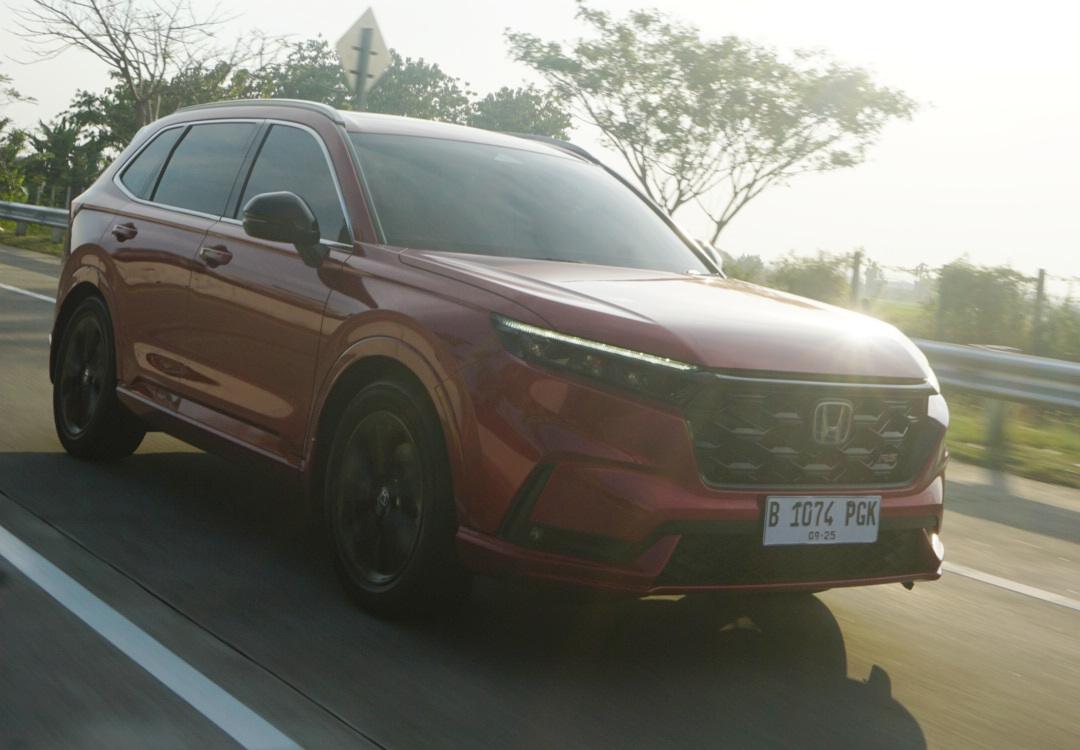 Bareng Dua Saudaranya, Nyetir Honda STEP WGN e:HEV 700 km Jakarta – Surabaya honda crv 1