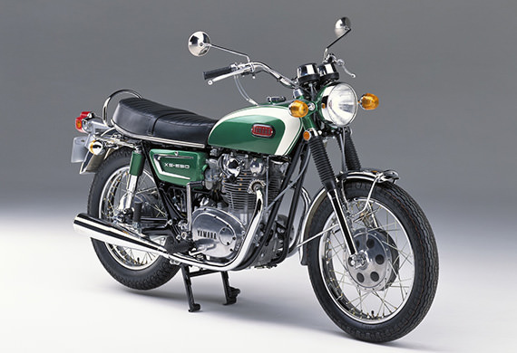 7 Perbedaan Motor 2 Tak dan 4 Tak, Pilih yang Mana? kelebihan dan kekurangan motor 4 tak - Moladin