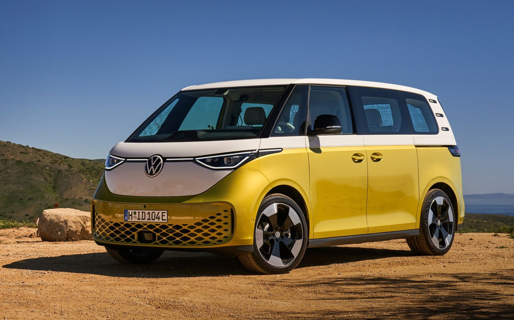 mobil klasik Indonesia Volkswagen Kombi - Moladin