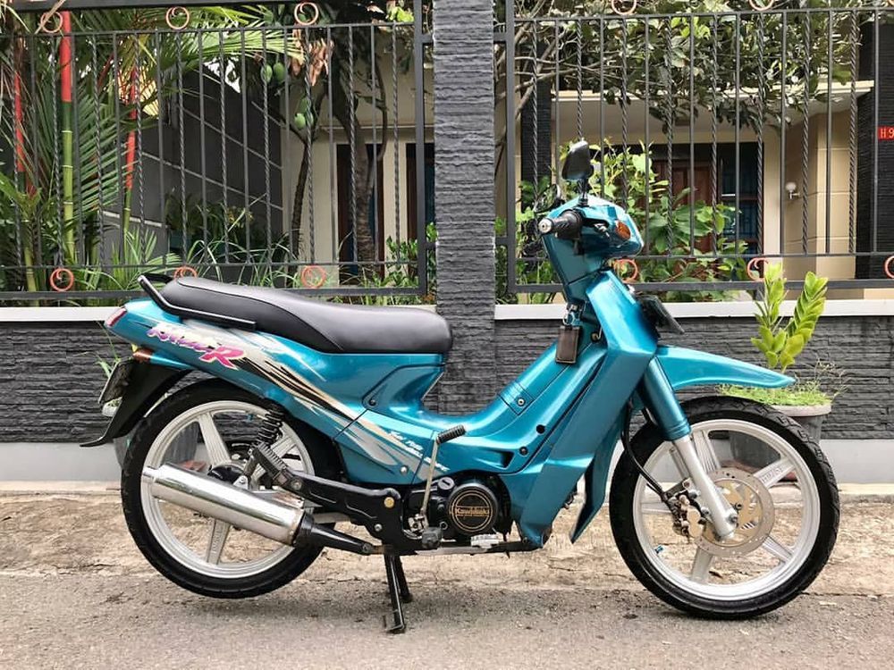 motor bebek jadul Kawasaki Kaze R - Moladin