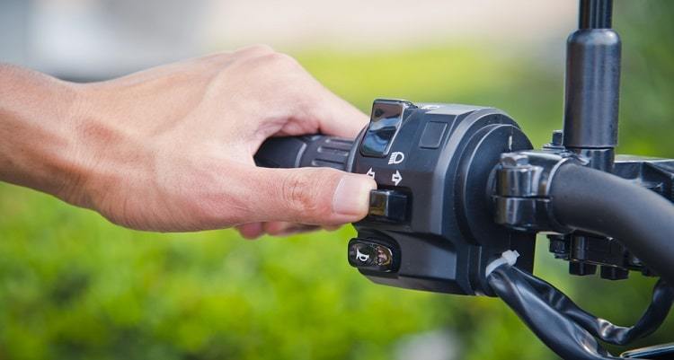 motor sulit dihidupkan ciri-ciri setelan klep tidak tepat - Moladin