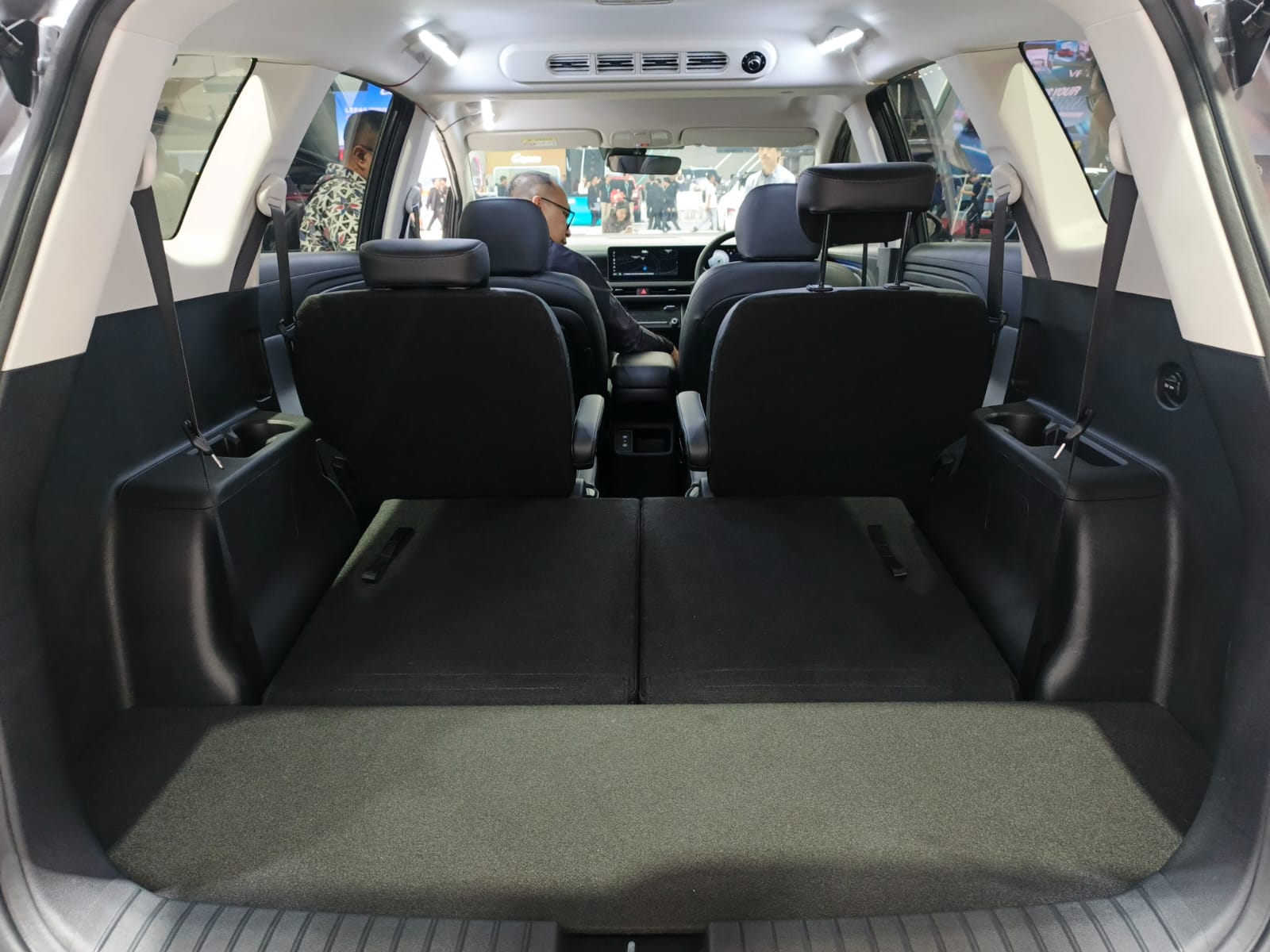 Stargazer Cartenz dan Upaya Hyundai Memuncaki Segmen Low MPV stargazer cartenz 7