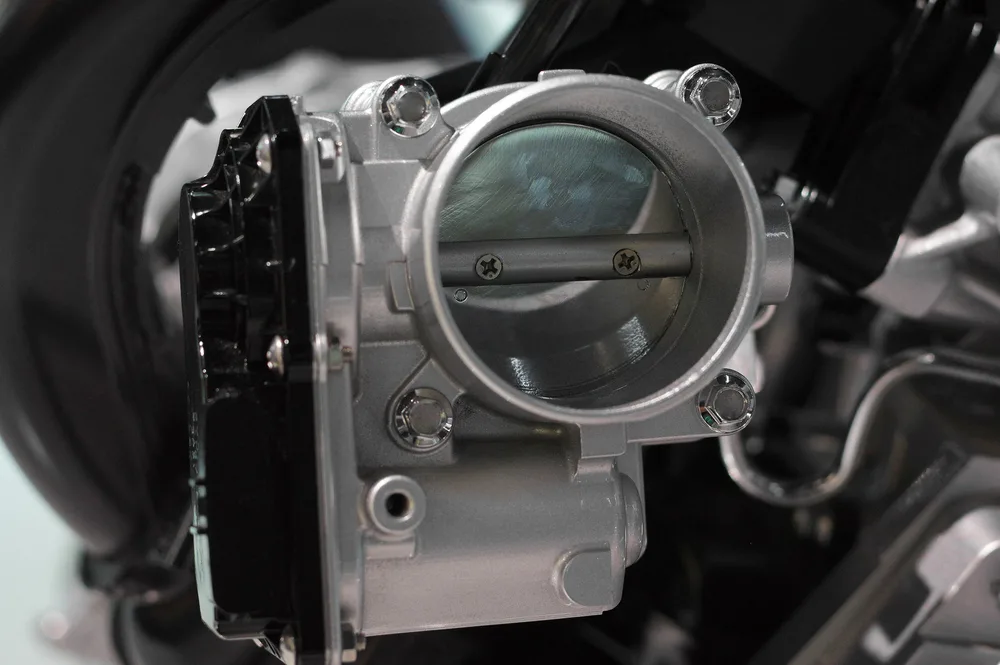 Komponen Throttle Body Mobil, Fungsi, dan Perawatan fungsi throttle body mobil - Moladin