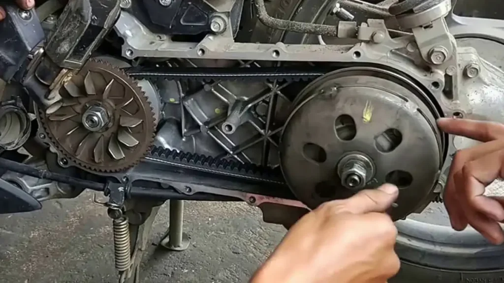 ukuran roller vario 125 by Moladin