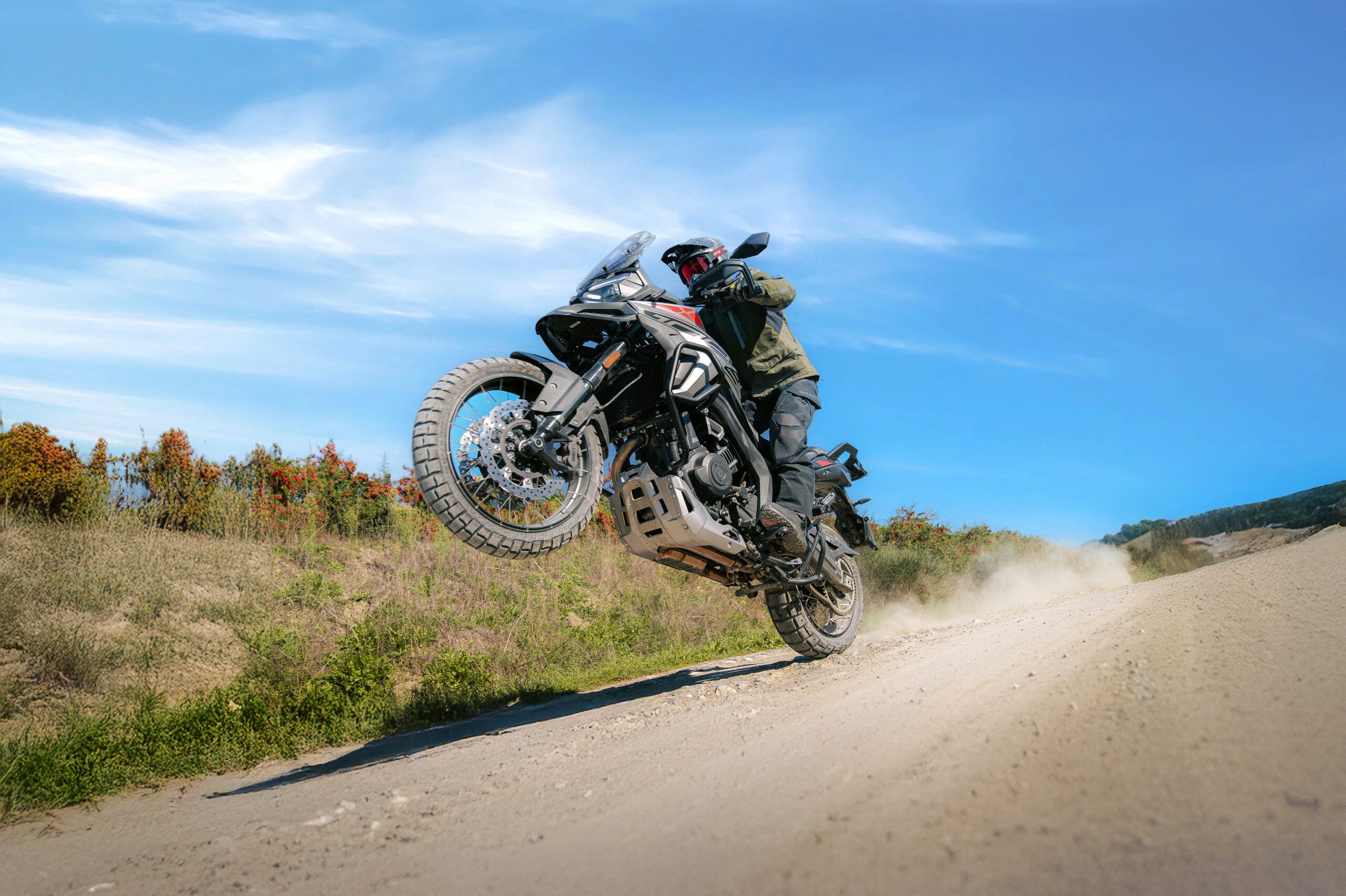 Spesifikasi dan Harga Morbidelli T252X serta T1002VX Yang Pas Buat Diajak Touring MORBIDELLI T1002VX MOTION 00018 scaled