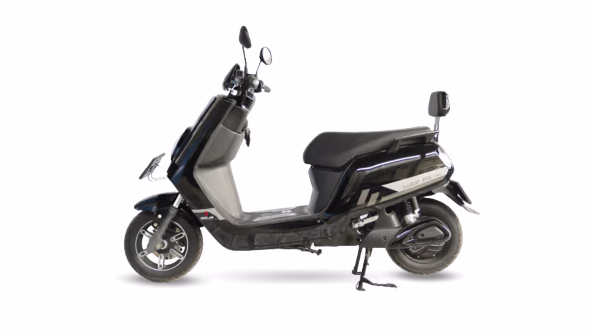 Selis merek motor listrik di Indonesia - Moladin