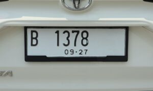 arti warna plat kendaraan putih