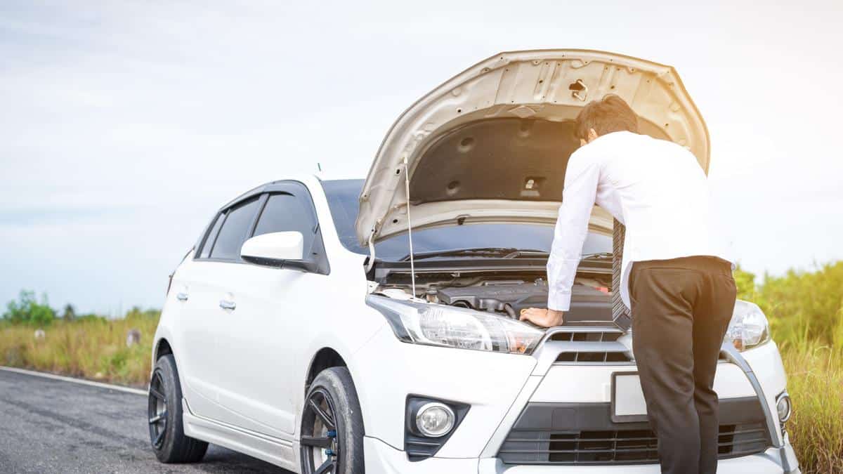 cara mengatasi mobil tiba-tiba mati dan tidak bisa distarter - Moladin