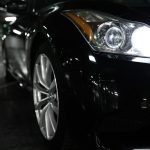 6 Cara Mengkilapkan Cat Mobil Warna Hitam biar Elegan