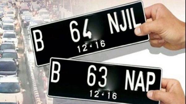 contoh penerapan aturan ganjil genap jakarta - Moladin