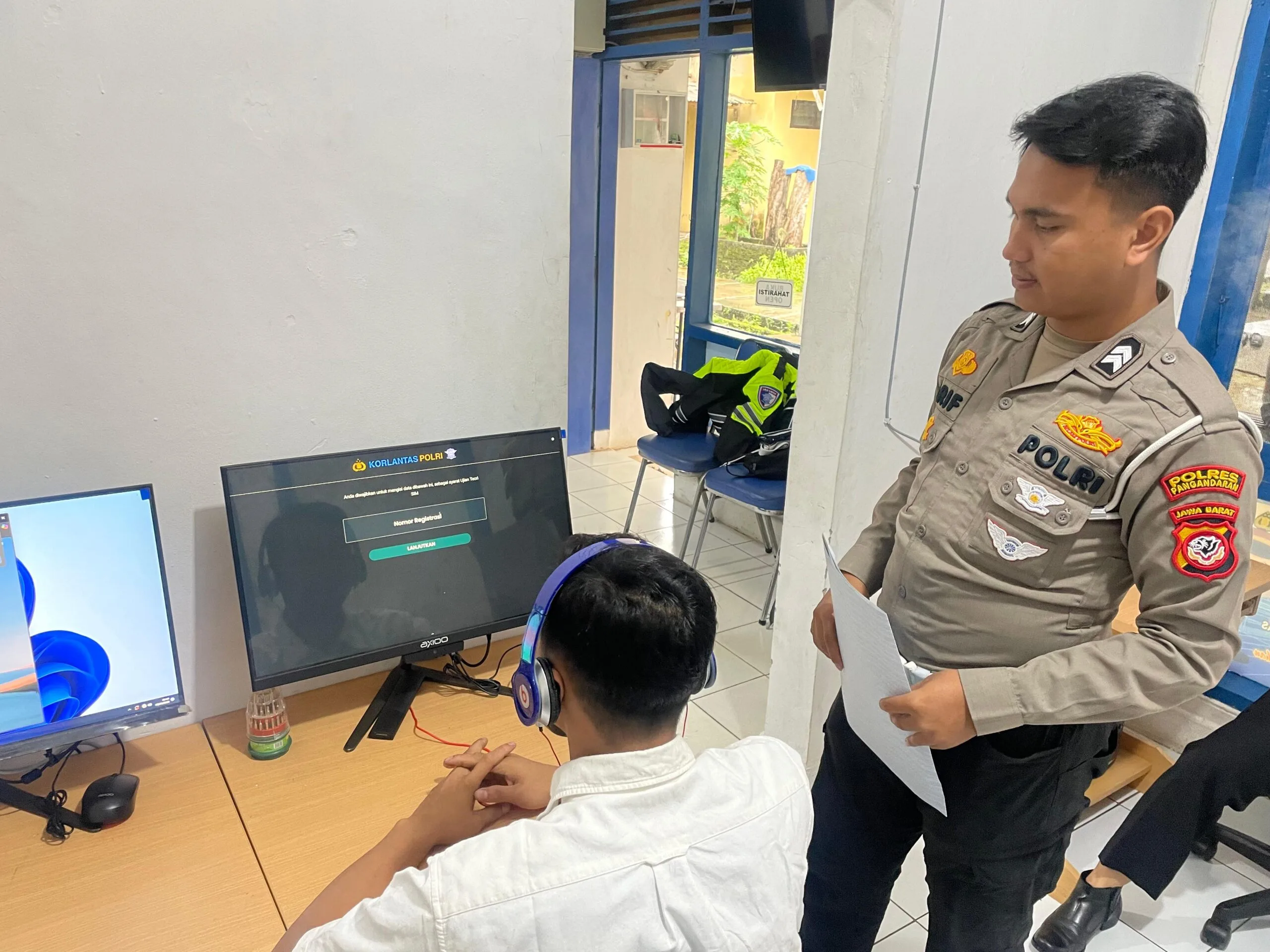 contoh soal ujian teori sim C - Moladin