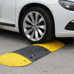 3 Jenis Polisi Tidur, Fungsi, dan Aturannya di Indonesia