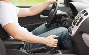 Kenali Apa Itu Mobil Manual, Contoh, dan Cara Nyetirnya