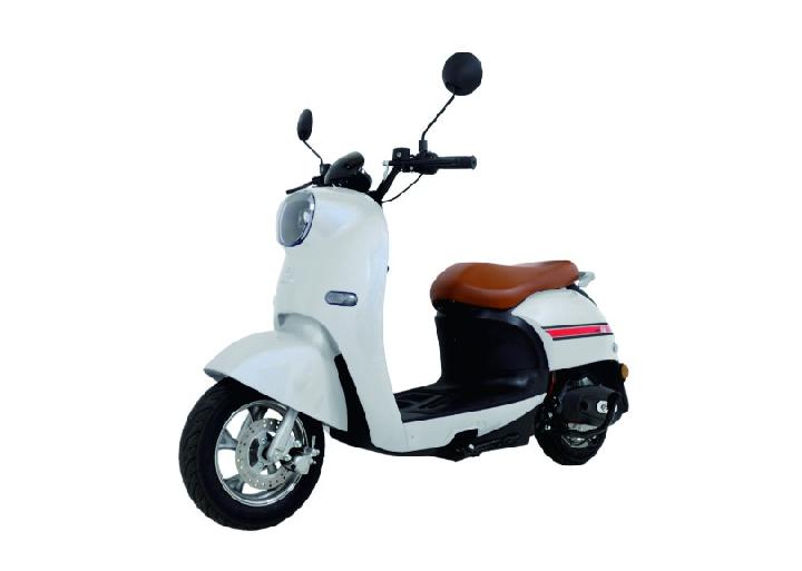 merk sepeda motor listrik yang bagus dan awet by Moladin