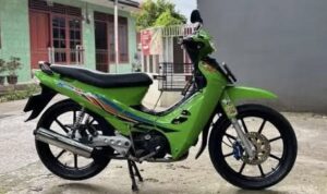 motor bebek kawasaki blitz r