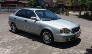 suzuki baleno mobil bekas dibawah 30 juta