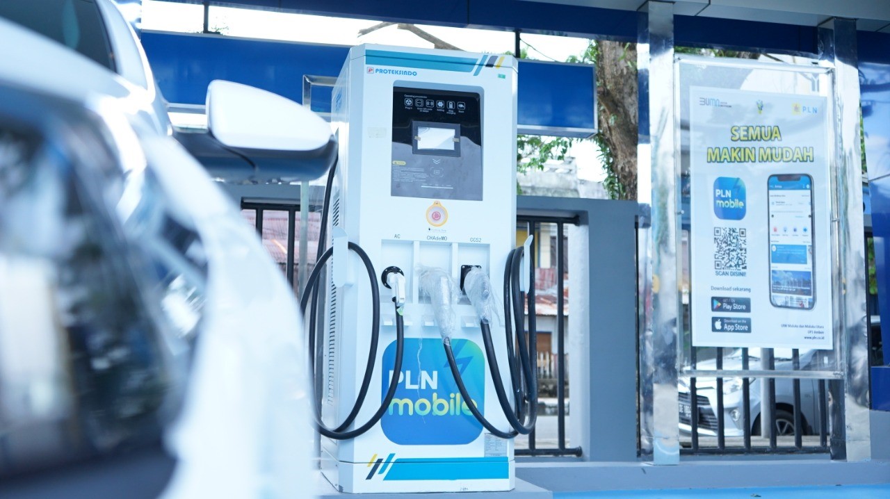 tempat charging station mobil listrik di sumatra - Moladin