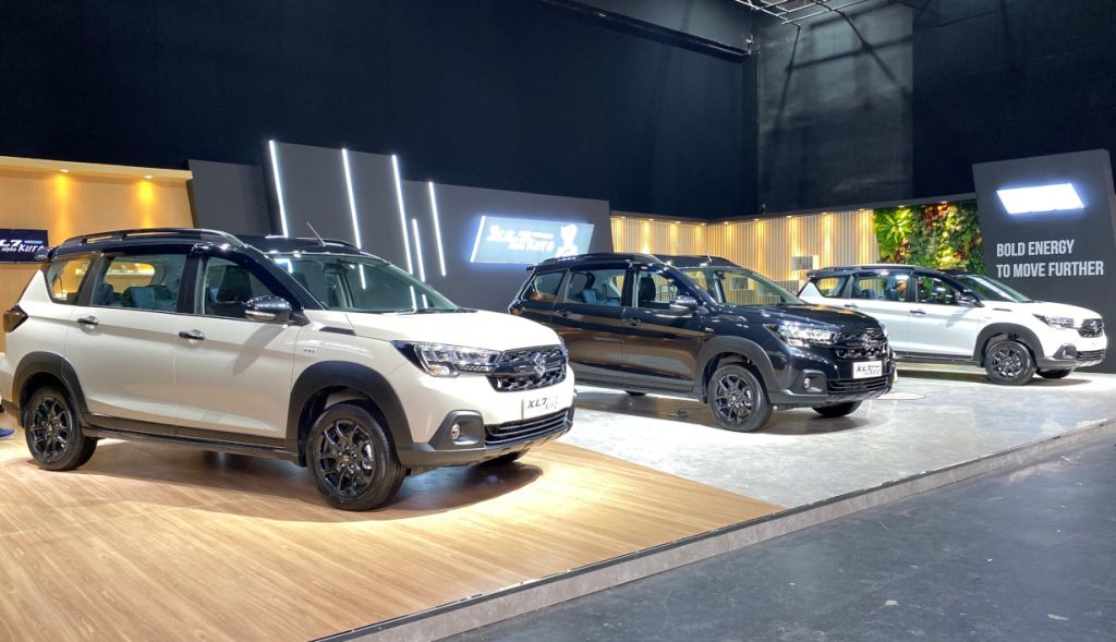 Suzuki XL7 Alpha Hybrid: Harga, Fitur, dan Kelebihannya di Kelas SUV 7-Seater xl7 alpha kuro 1 1