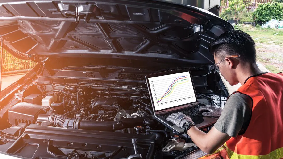 5 tips merawat kendaraan agar prima untuk kebutuhan liburan - Moladin