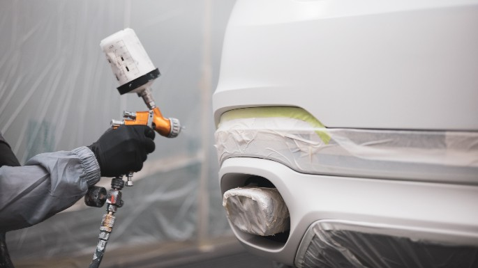 Berapa Harga Cat Full Body Mobil? Cek Estimasinya di Sini! apa itu cat mobil full body - Moladin