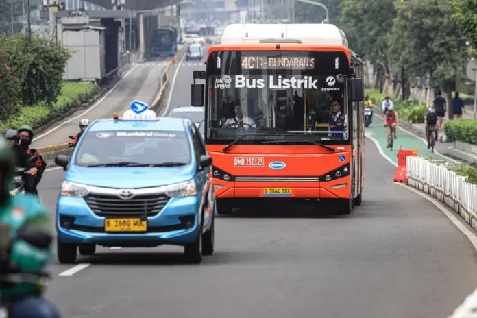 arti plat kuning di indonesia - Moladin