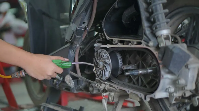 berapa biaya servis cvt motor matic - Moladin 