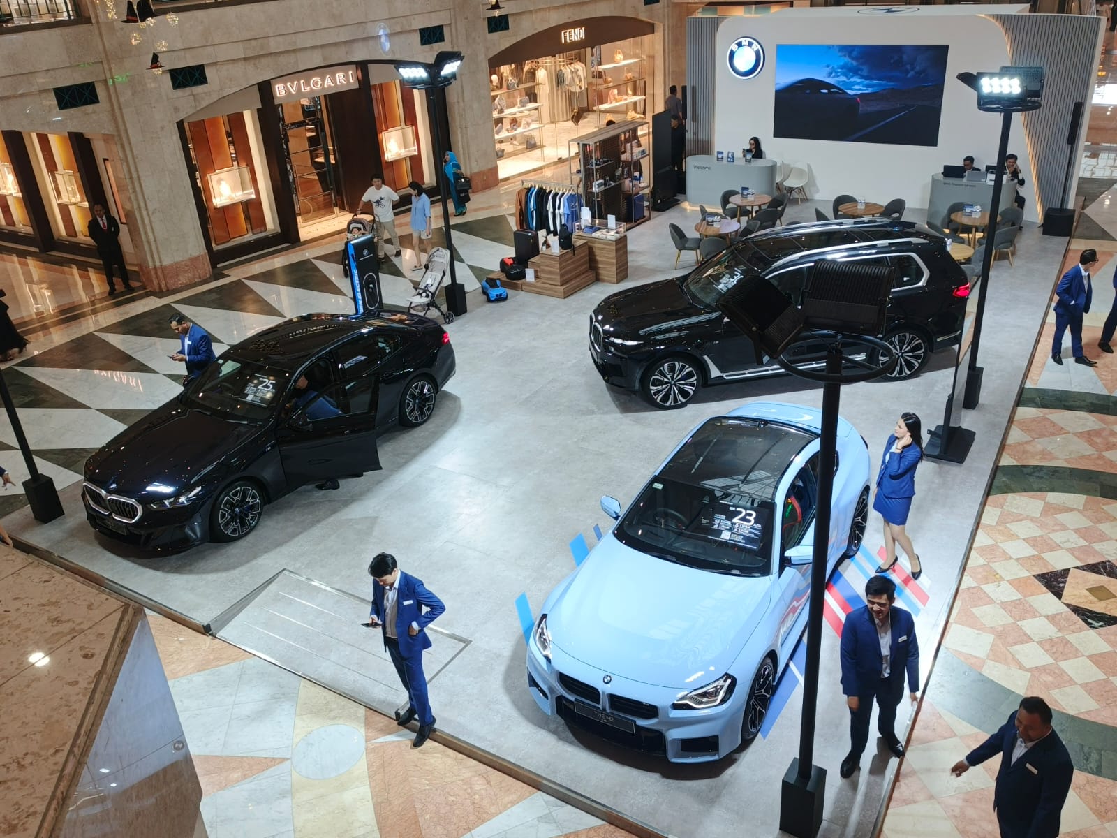 BMW Group Plaza Senayan Exhibition Kasih Promo Menarik bmw exhibition 6