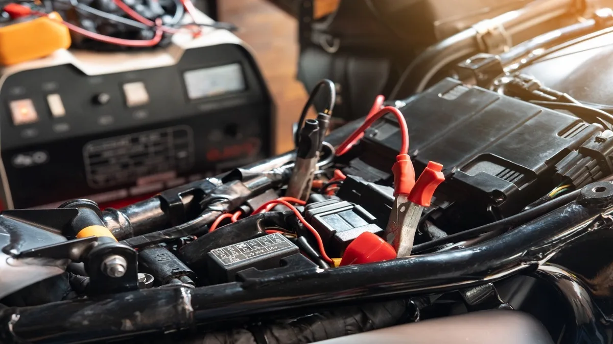 cara cas aki motor dengan benar - Moladin