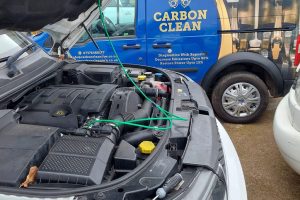 Mesin Mobil Kusam dan Berminyak? Ini 6 Cara Gurah Mesin Mobil