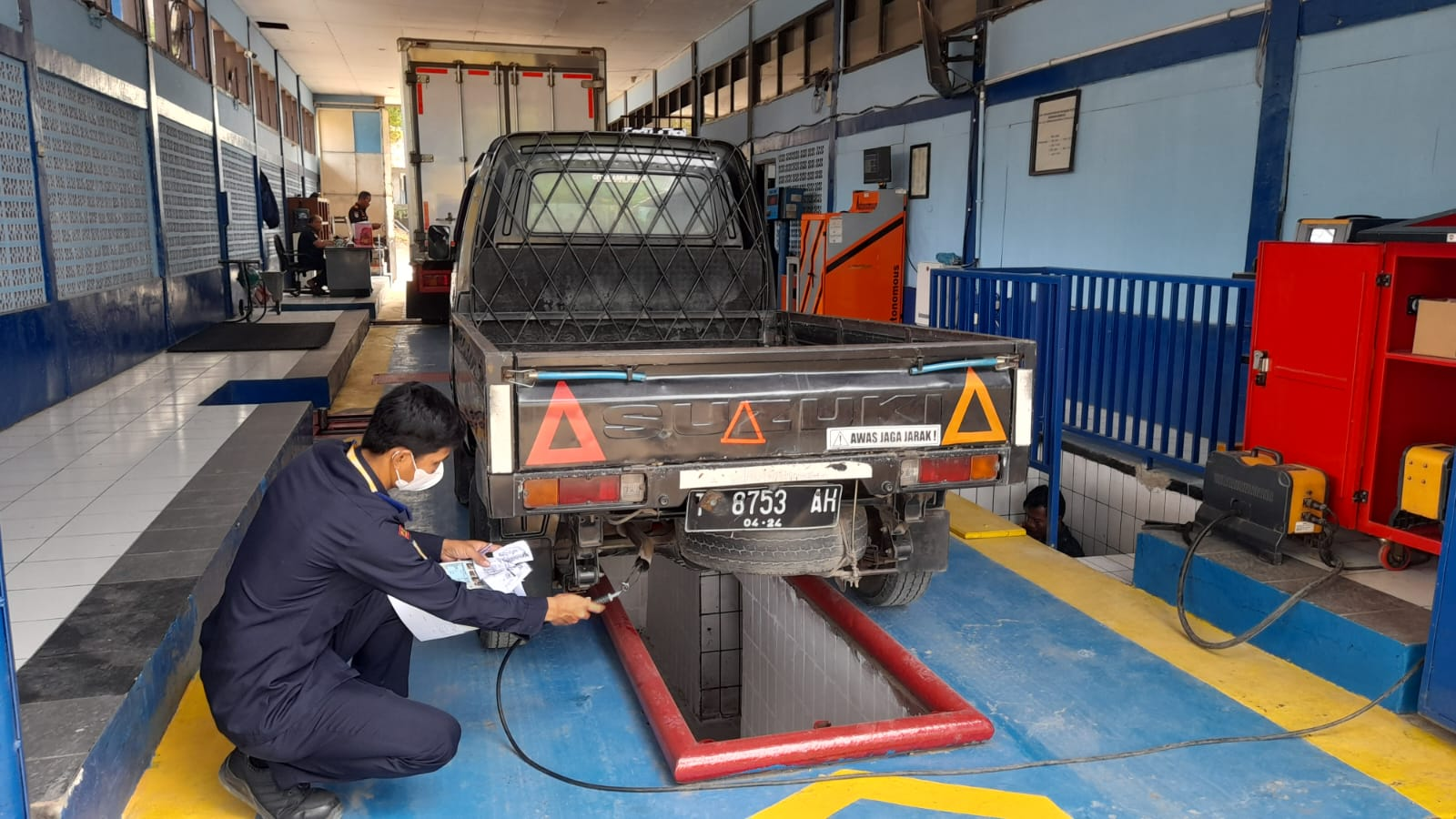 Apa Itu Uji KIR, Manfaat, Prosedur, dan Biayanya prosedur dan tahapan uji KIR kendaraan - Moladin