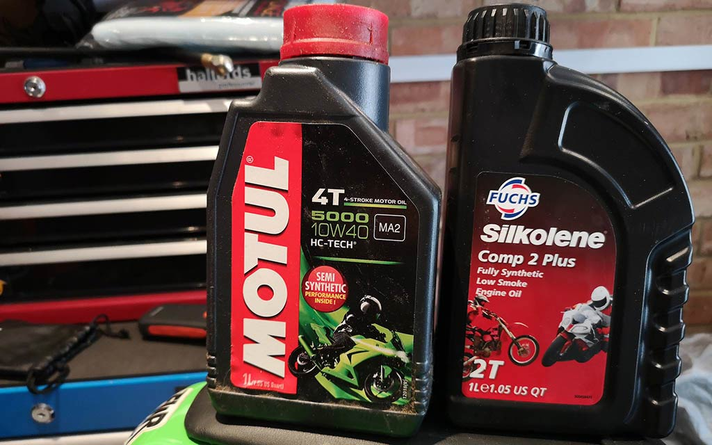 tips memilih oli motor beat yang bagus - Moladin