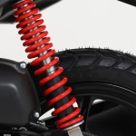 Segini Ukuran Shock Belakang BeAT Karbu yang Sesuai - Tuwaga