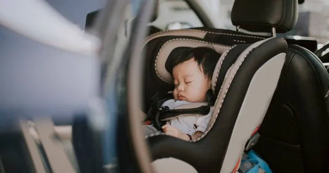 10 Merek Car Seat Bayi yang Bagus dan Tips Memilihnya manfaat car seat bayi by Moladin