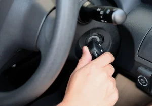 Mobil Tidak Bisa Distarter Tapi Aki Bagus? Ini Penyebabnya!