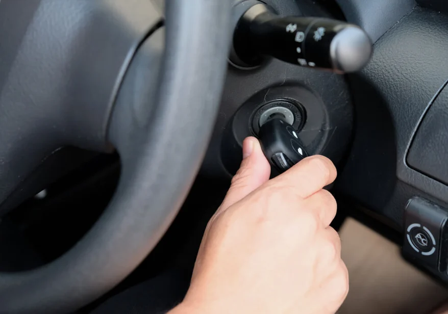 mobil tidak bisa distarter tapi aki bagus